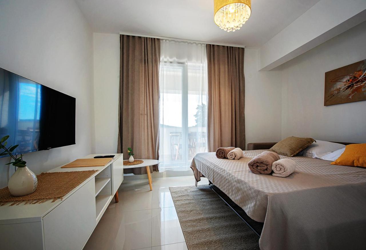 Sea Front Apartments Ivana Rogoznica  Eksteriør billede